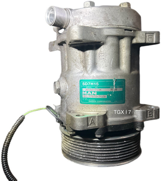 MAN 2022 51779707028 - Compresor A/C: Foto 2 MAN 2022 51779707028 - Compresor A/C: Foto 2