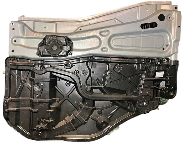 MAN - Macara spate: Foto 2 MAN - Macara spate: Foto 2