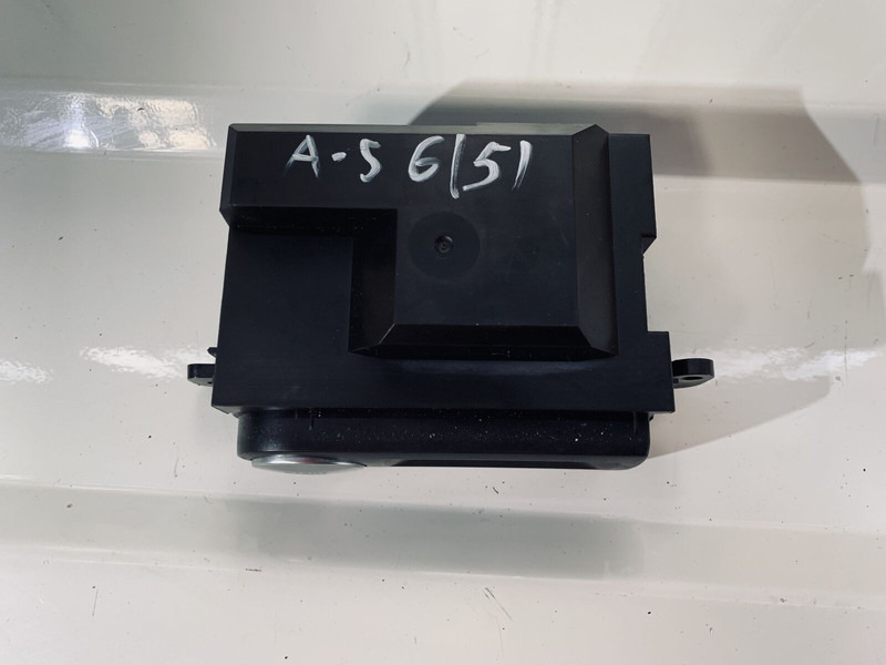 Mercedes-Benz ACTROS - Calculator de bord: Foto 2 Mercedes-Benz ACTROS - Calculator de bord: Foto 2