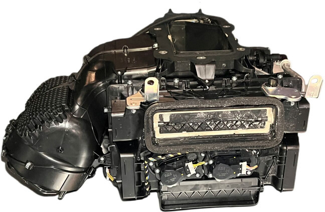 Volvo Aero - Piesa de climatizare: Foto 4 Volvo Aero - Piesa de climatizare: Foto 4