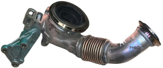 Volvo - Țeavă esapament: Foto 2 Volvo - Țeavă esapament: Foto 2