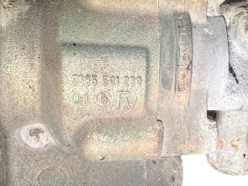 Volvo - Pompă de servodirecţie: Foto 5 Volvo - Pompă de servodirecţie: Foto 5