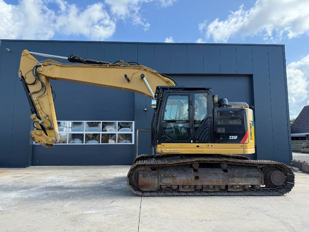 CAT 335 F L CR - Excavator pe şenile: Foto 2 CAT 335 F L CR - Excavator pe şenile: Foto 2
