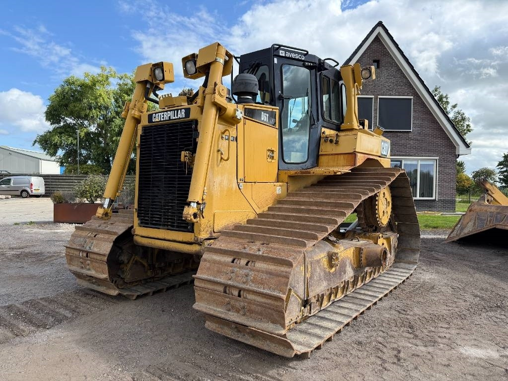 CAT D 6 T LGP - Buldozer: Foto 2 CAT D 6 T LGP - Buldozer: Foto 2