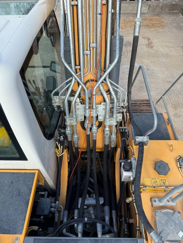 Liebherr R 922 LC - Excavator pe şenile: Foto 4 Liebherr R 922 LC - Excavator pe şenile: Foto 4