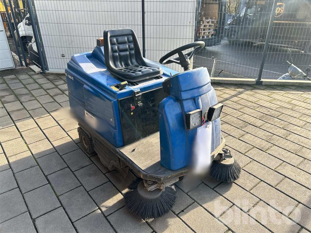 Alto KC1000E - Mașină de măturat industrială: Foto 1 Alto KC1000E - Mașină de măturat industrială: Foto 1