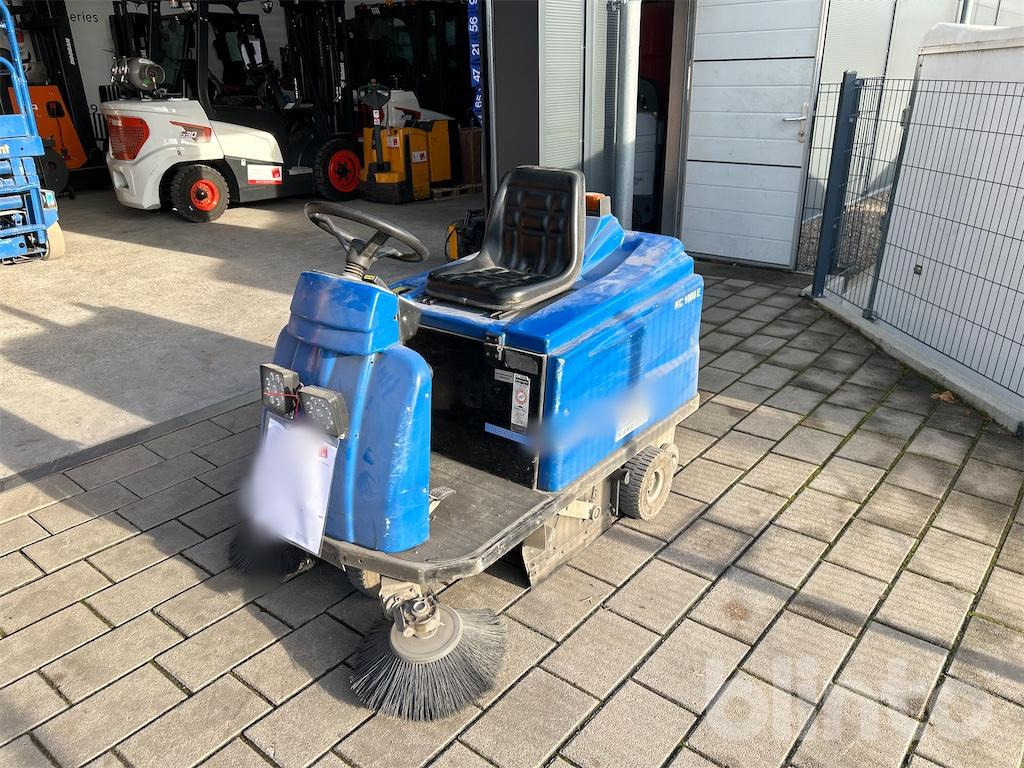 Alto KC1000E - Mașină de măturat industrială: Foto 2 Alto KC1000E - Mașină de măturat industrială: Foto 2
