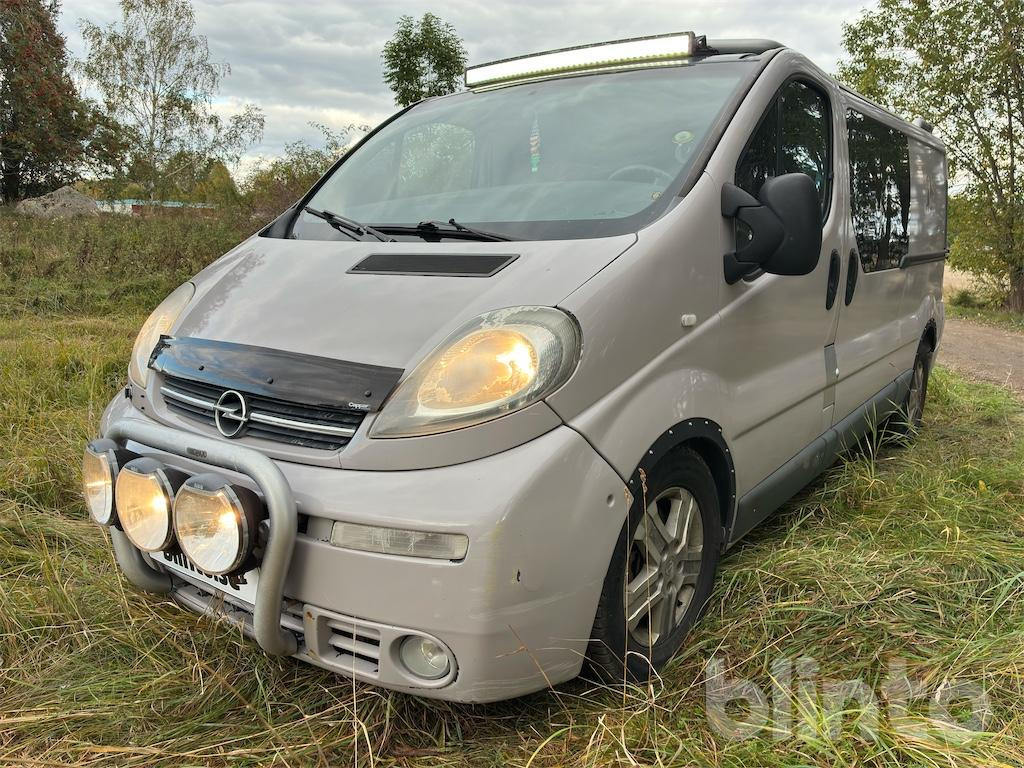 OPEL VIVARO VAN F7BDB6 - Autoutilitară: Foto 4 OPEL VIVARO VAN F7BDB6 - Autoutilitară: Foto 4