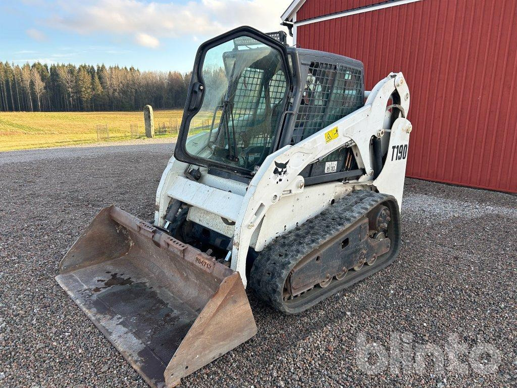 CAT T190 - Mini încărcător pe şenile: Foto 1 CAT T190 - Mini încărcător pe şenile: Foto 1