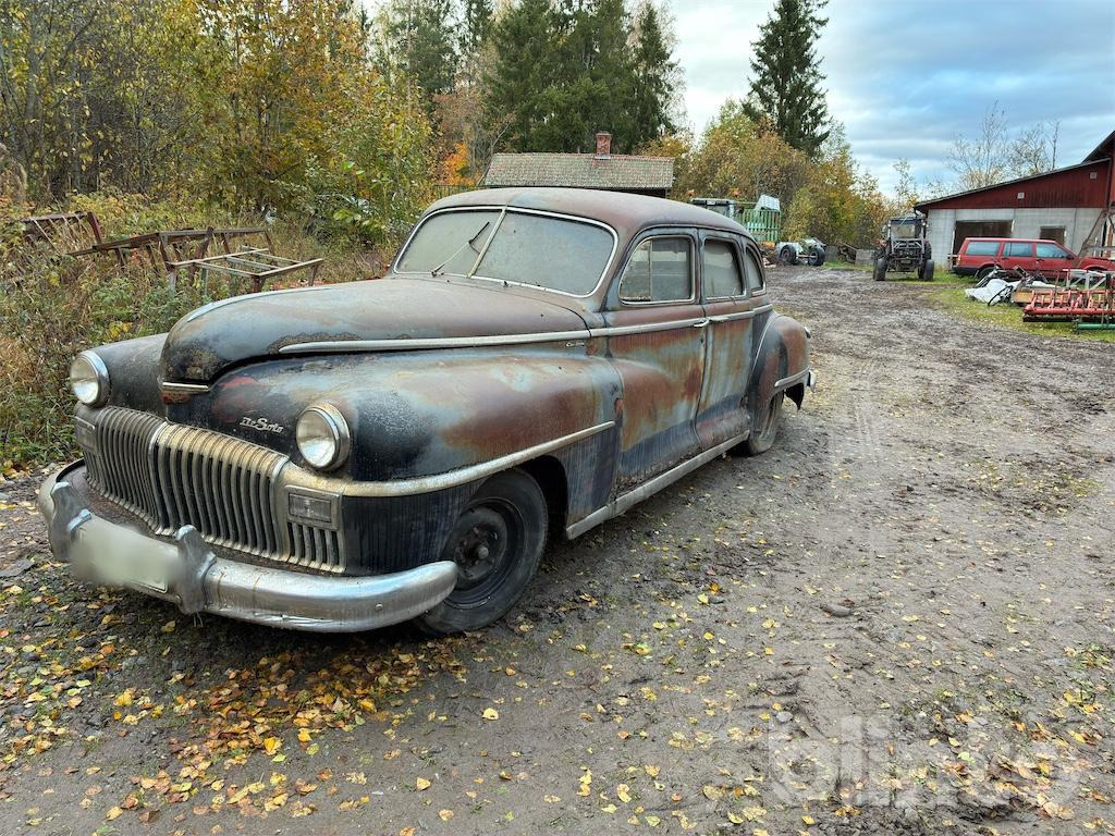 DE SOTO CUSTOM SEDAN renoveringsobjekt - Automobil: Foto 1 DE SOTO CUSTOM SEDAN renoveringsobjekt - Automobil: Foto 1