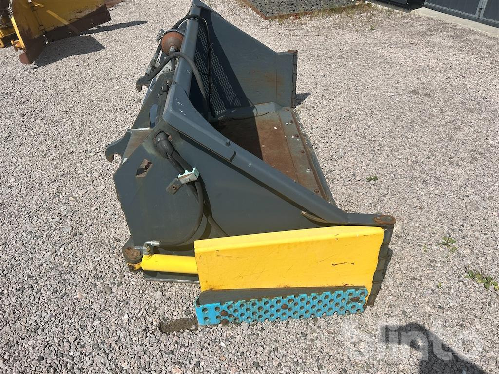 Drivex KSF 1.5 - Zettelmeyer - Cupă incărcător pentru Autogreder: Foto 4 Drivex KSF 1.5 - Zettelmeyer - Cupă incărcător pentru Autogreder: Foto 4