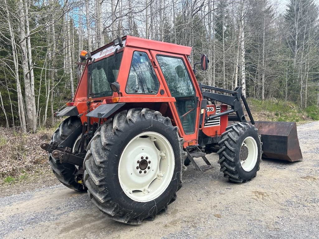 FIAT 80-90 DT - Tractor agricol: Foto 5 FIAT 80-90 DT - Tractor agricol: Foto 5