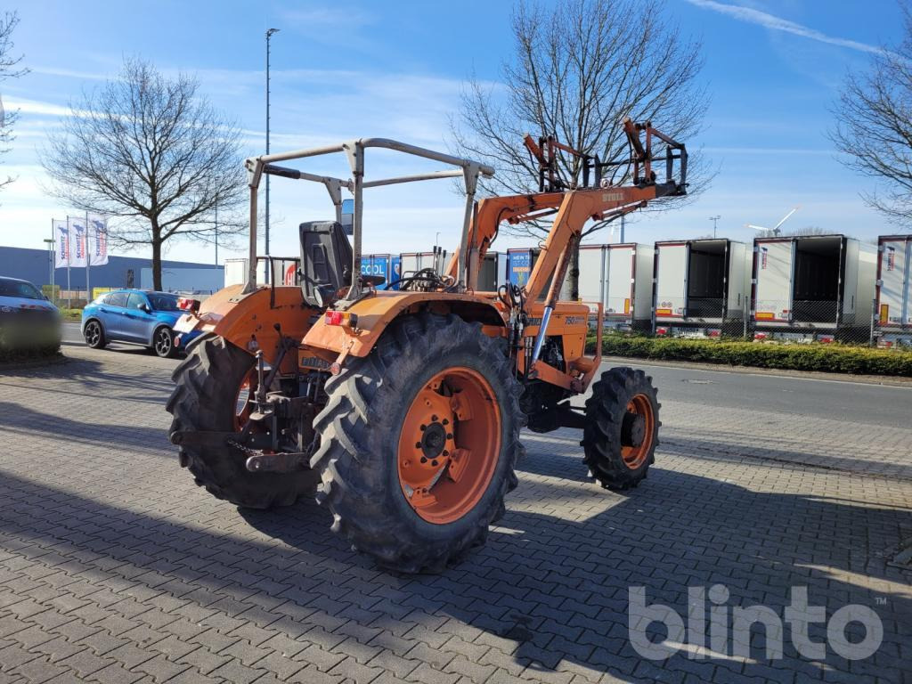 Fiat 750 DT (1974) - Tractor agricol: Foto 3 Fiat 750 DT (1974) - Tractor agricol: Foto 3