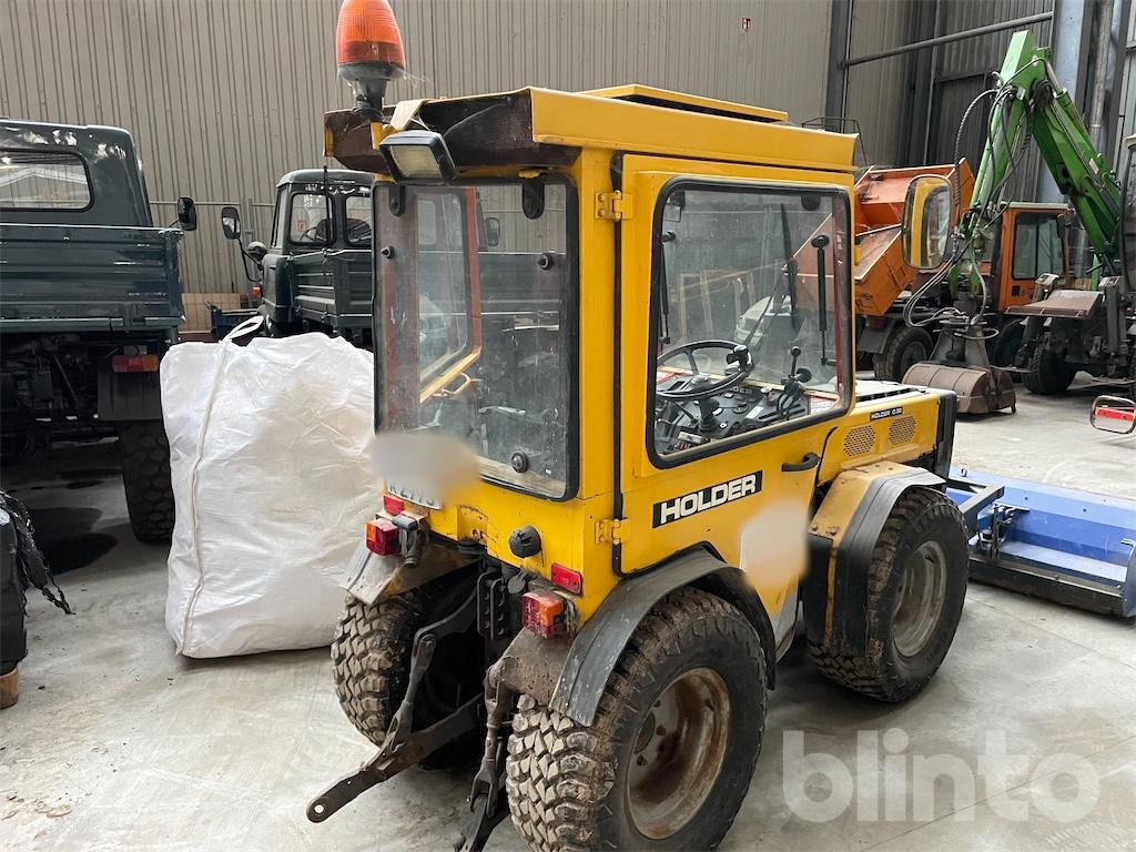 Holder C 30 (1992) - Tractor agricol: Foto 3 Holder C 30 (1992) - Tractor agricol: Foto 3