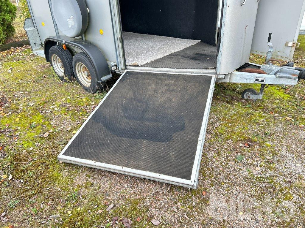 IFOR WILLIAMS HB510 R - Remorcă transport cai: Foto 2 IFOR WILLIAMS HB510 R - Remorcă transport cai: Foto 2