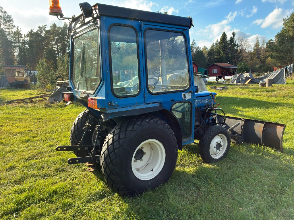 ISEKI 2220 - Tractor agricol: Foto 5 ISEKI 2220 - Tractor agricol: Foto 5