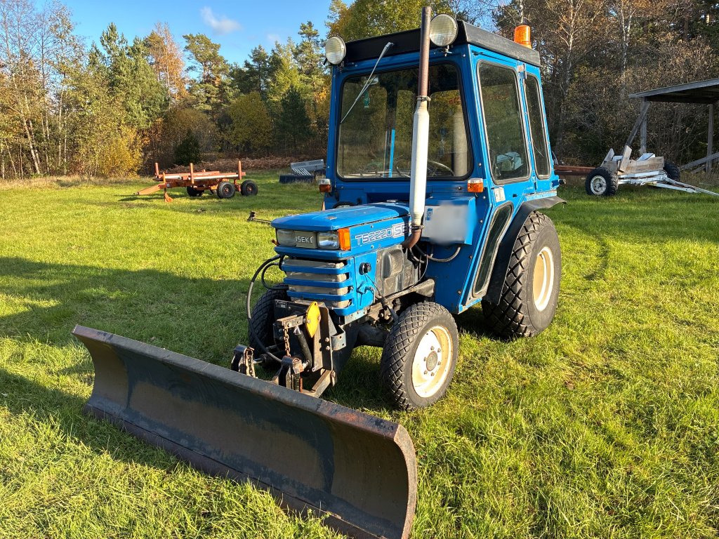 ISEKI 2220 - Tractor agricol: Foto 1 ISEKI 2220 - Tractor agricol: Foto 1