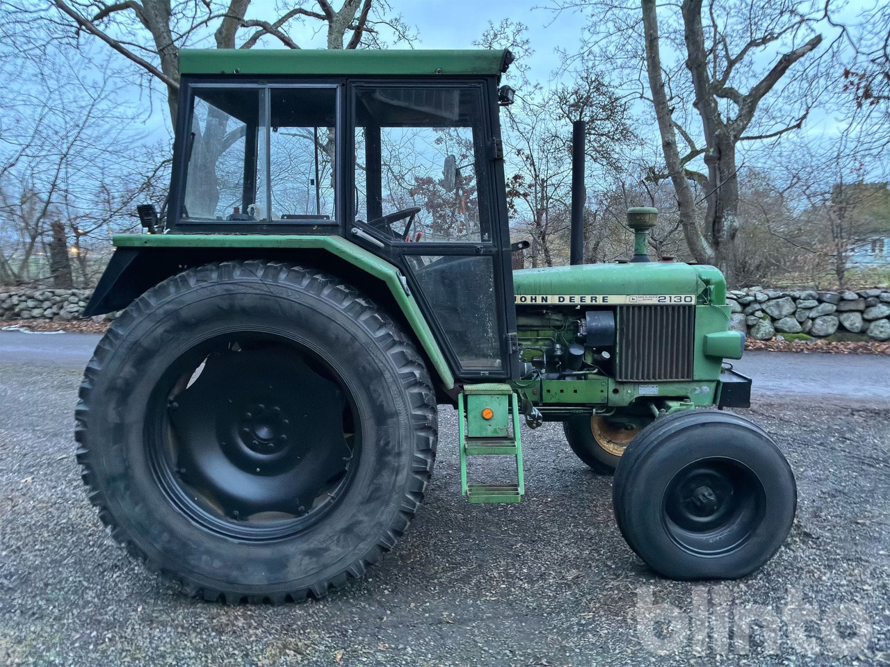 JOHN DEERE 2130 - Tractor agricol: Foto 4 JOHN DEERE 2130 - Tractor agricol: Foto 4