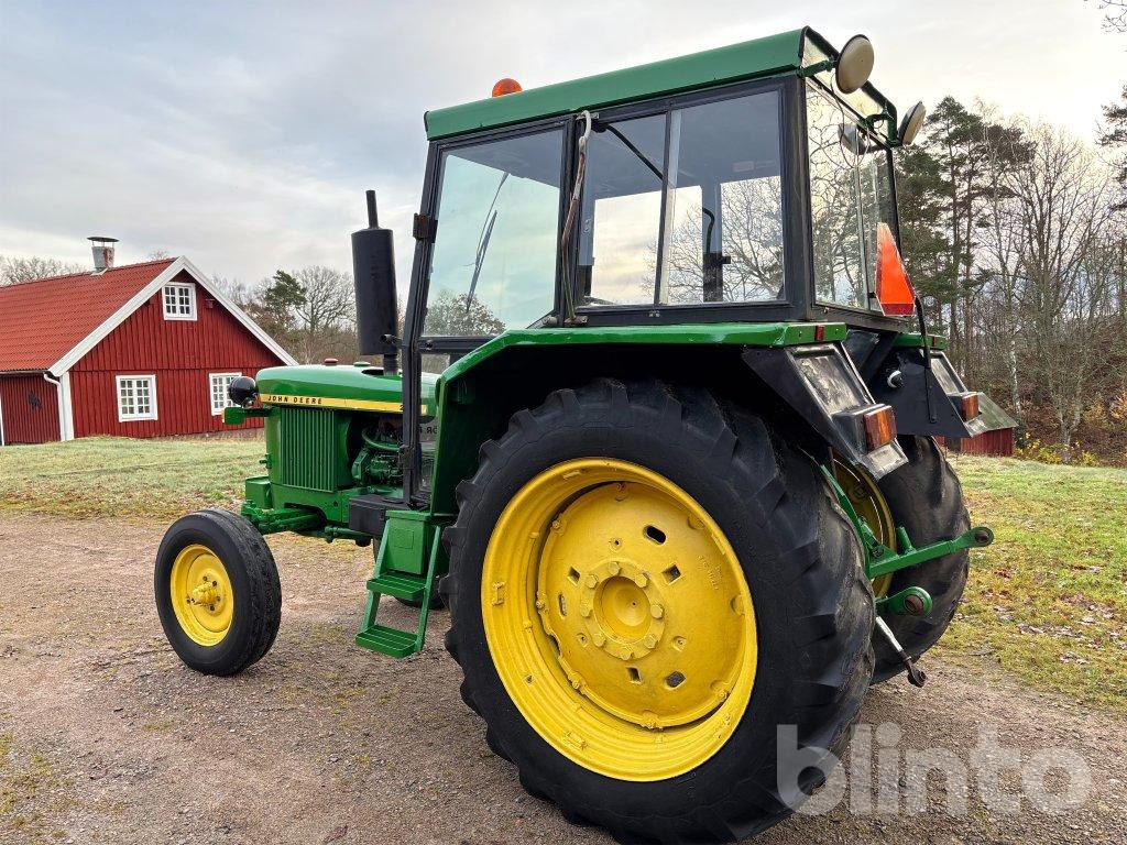 John Deere 2130-6 cylinder - Tractor agricol: Foto 4 John Deere 2130-6 cylinder - Tractor agricol: Foto 4