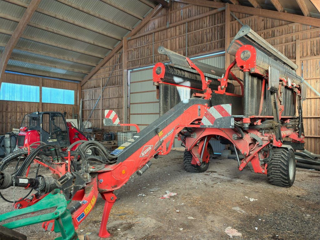 Kuhn Merge Max 1090 - Maşină de întors fânul: Foto 1 Kuhn Merge Max 1090 - Maşină de întors fânul: Foto 1