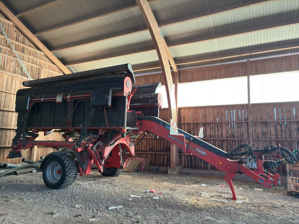 Kuhn Merge Max 1090 - Maşină de întors fânul: Foto 4 Kuhn Merge Max 1090 - Maşină de întors fânul: Foto 4