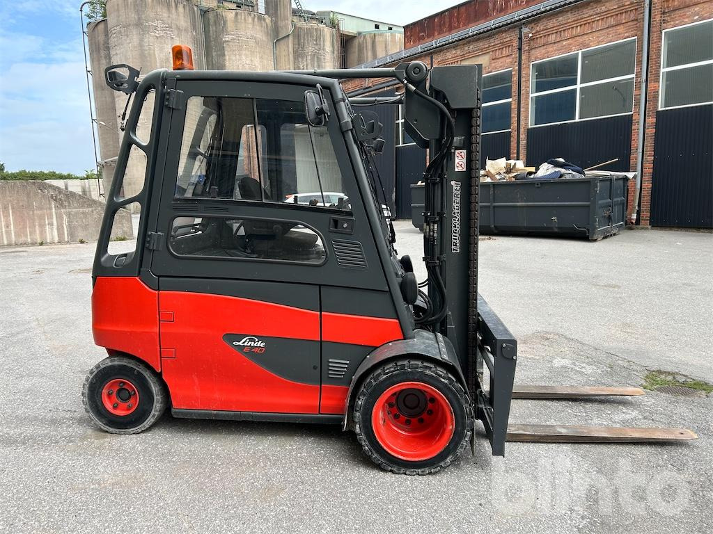 Linde E40H - Electrostivuitor: Foto 4 Linde E40H - Electrostivuitor: Foto 4