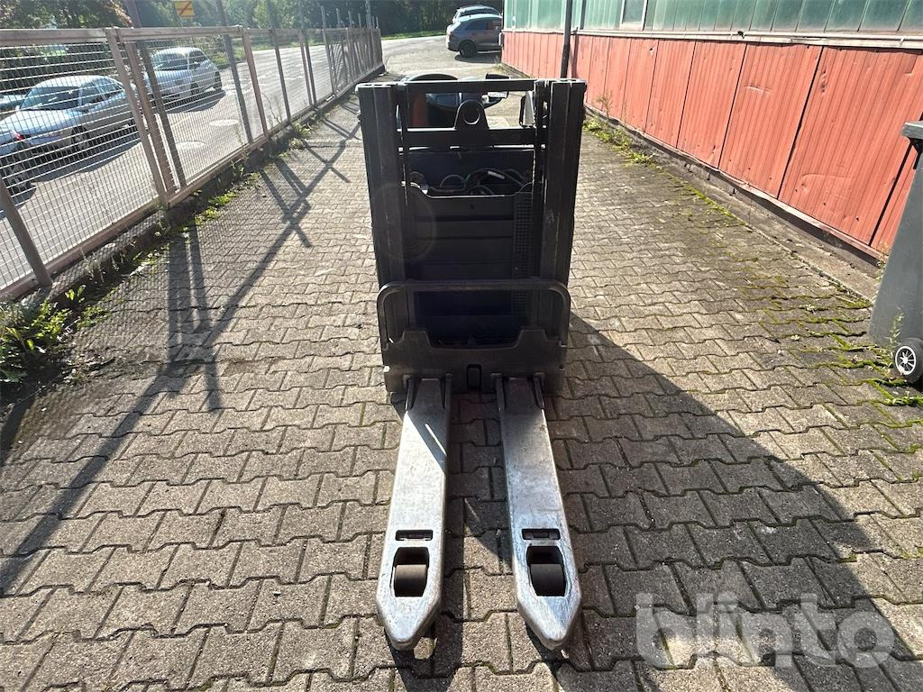 Linde L12L SP - Transpalet la mare înălţime: Foto 4 Linde L12L SP - Transpalet la mare înălţime: Foto 4