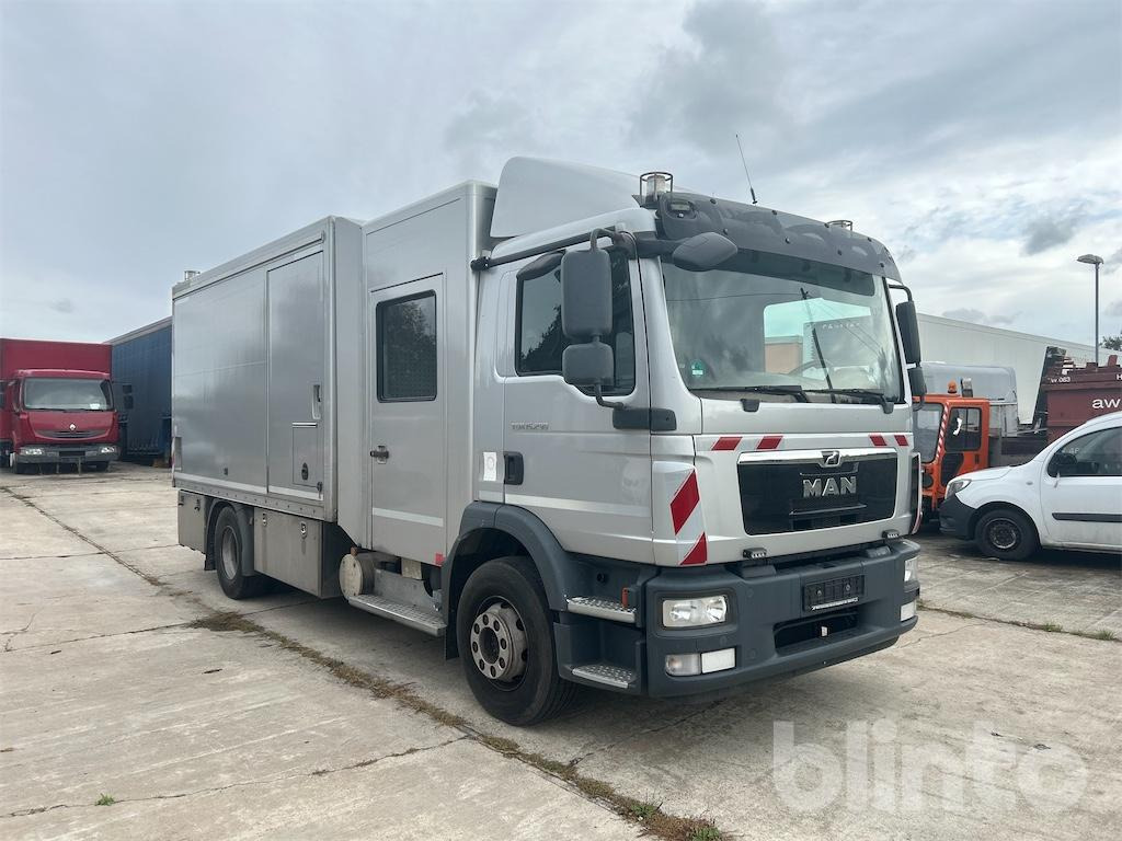 MAN TGM 15.290 (2013) - Maşină pentru vidanjări: Foto 2 MAN TGM 15.290 (2013) - Maşină pentru vidanjări: Foto 2