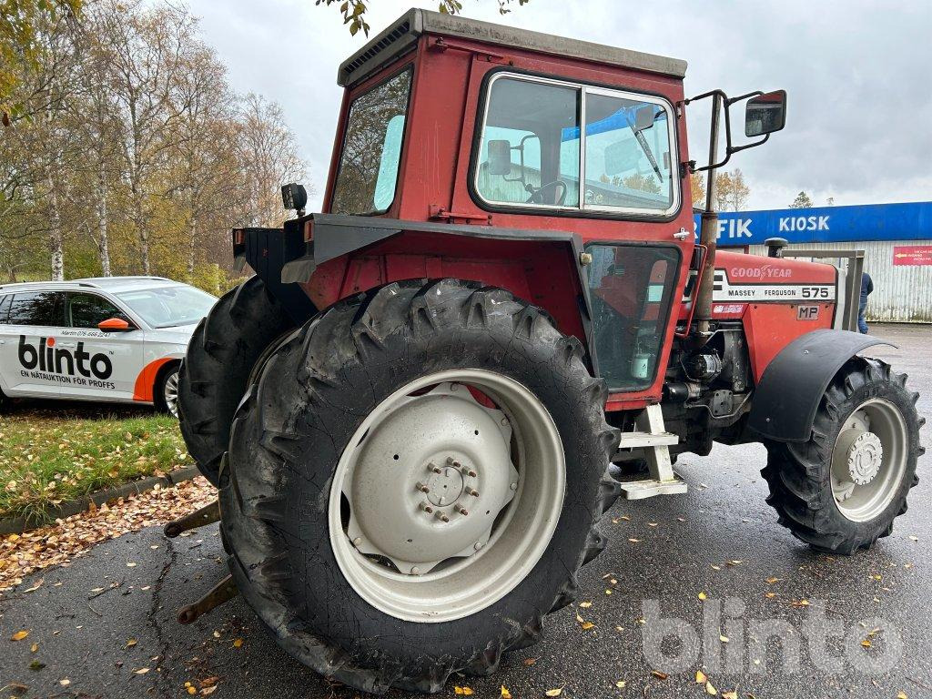 MASSEY-FERGUSON 575 4WD - Tractor agricol: Foto 5 MASSEY-FERGUSON 575 4WD - Tractor agricol: Foto 5