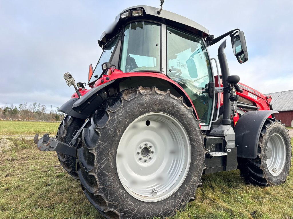 MASSEY FERGUSON 5S.125 - Tractor agricol: Foto 5 MASSEY FERGUSON 5S.125 - Tractor agricol: Foto 5