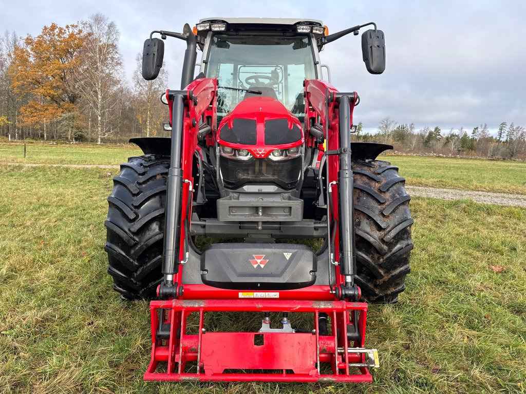 MASSEY FERGUSON 5S.125 - Tractor agricol: Foto 2 MASSEY FERGUSON 5S.125 - Tractor agricol: Foto 2