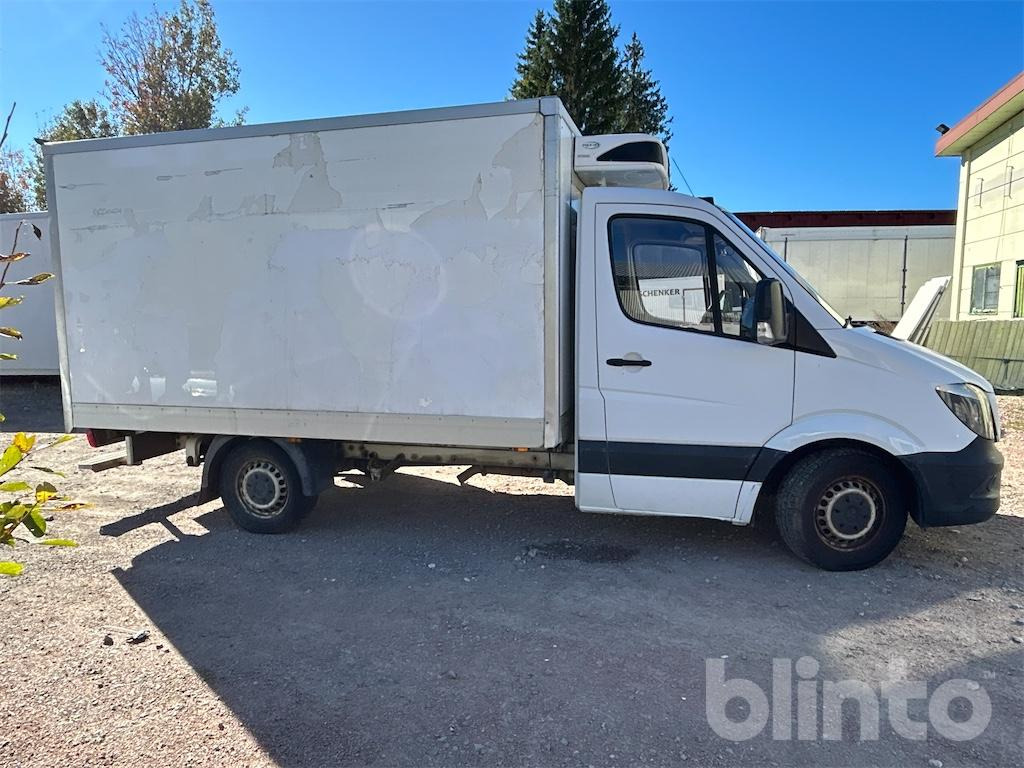 MERCEDES-BENZ - Autoutilitară frigorifica: Foto 4 MERCEDES-BENZ - Autoutilitară frigorifica: Foto 4