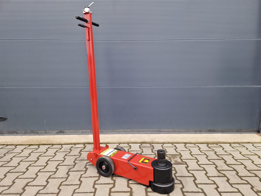 2023 Pneumatic-Jack 80t - Maşina comunala: Foto 4 2023 Pneumatic-Jack 80t - Maşina comunala: Foto 4