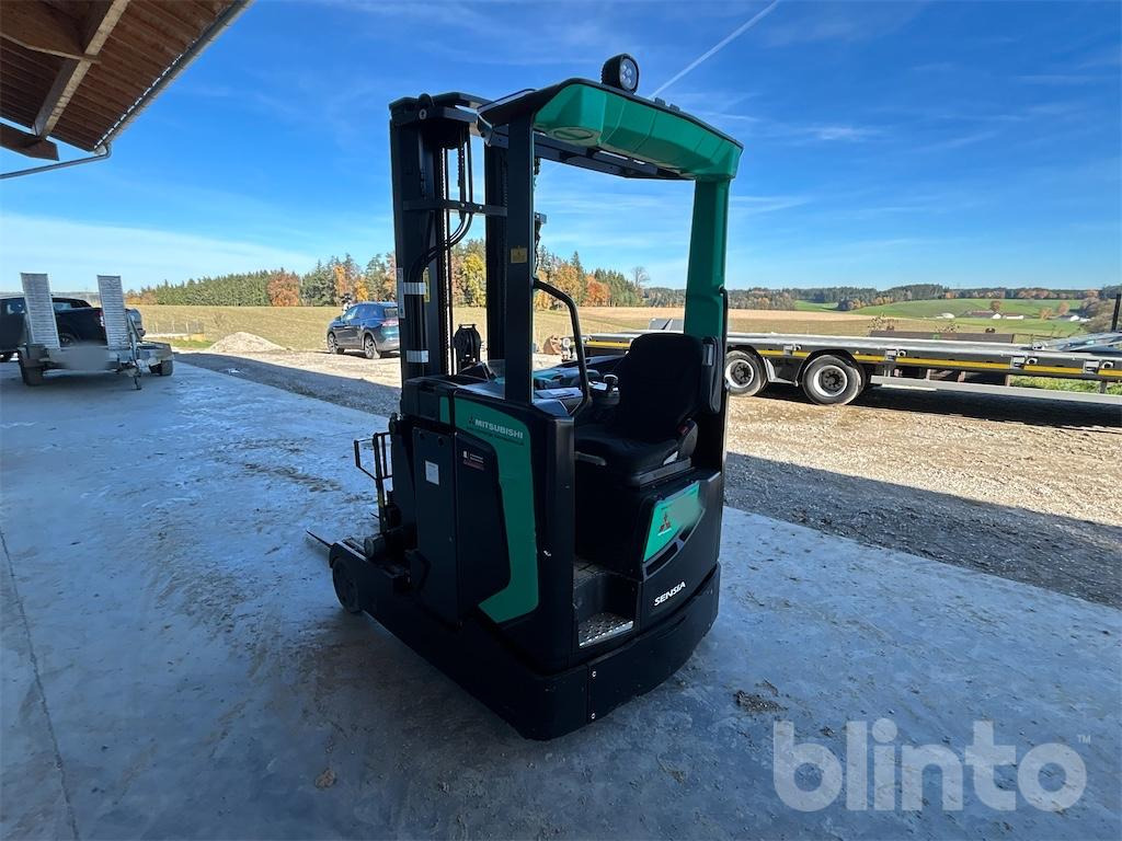 Mitsubishi RB14N2S (2020) - Stivuitor cu catarg retractabil: Foto 4 Mitsubishi RB14N2S (2020) - Stivuitor cu catarg retractabil: Foto 4