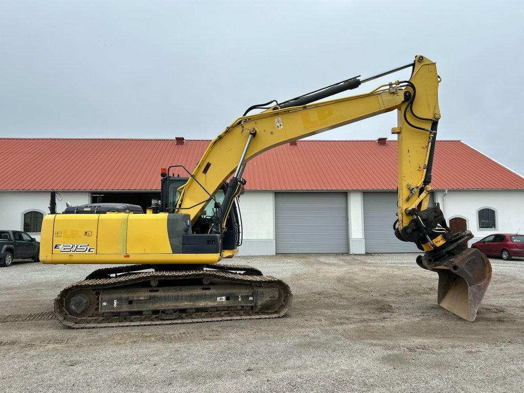 New Holland Kobelco E215C - Excavator pe şenile: Foto 5 New Holland Kobelco E215C - Excavator pe şenile: Foto 5