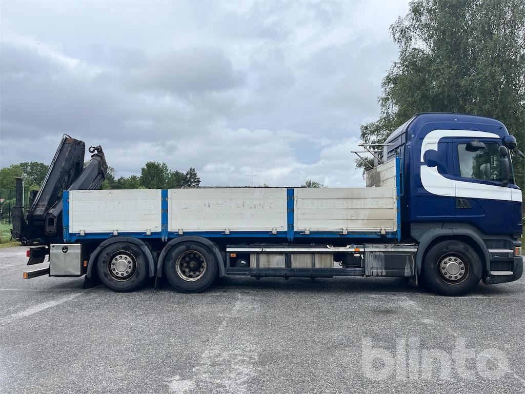 SCANIA R580LB6X2HNB - Camion platformă, Camion cu macara: Foto 4 SCANIA R580LB6X2HNB - Camion platformă, Camion cu macara: Foto 4