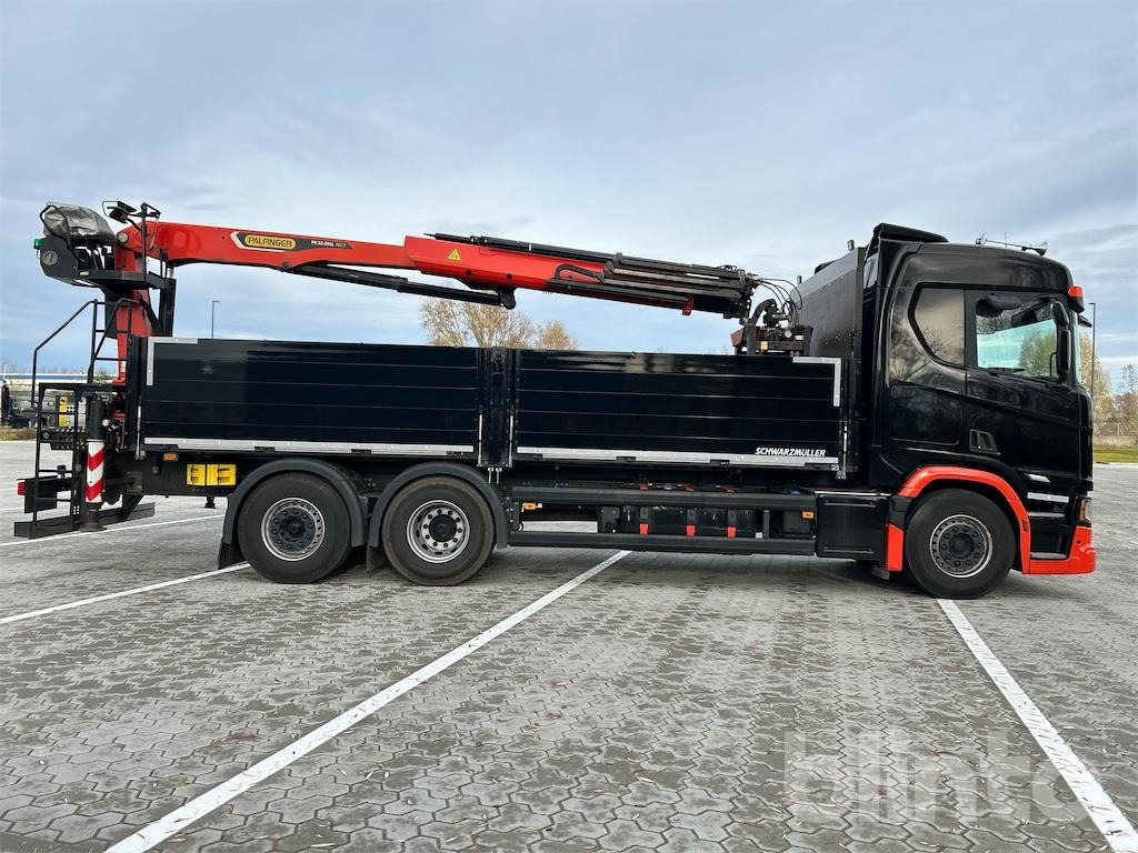 Scania R 460 B6x2*4NB Baustoffpritsche & Palfinger PK 22.001 L TEC7 Ladekran - Camion platformă, Camion cu macara: Foto 4 Scania R 460 B6x2*4NB Baustoffpritsche & Palfinger PK 22.001 L TEC7 Ladekran - Camion platformă, Camion cu macara: Foto 4