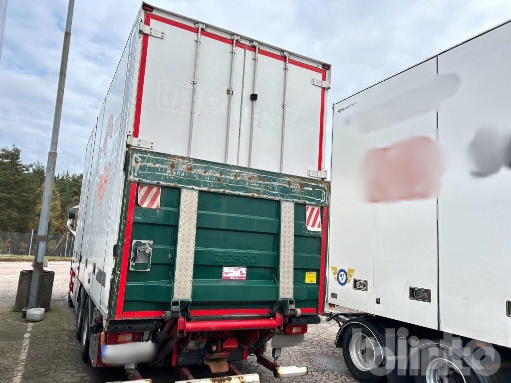 Skåpbil Volvo FH bussbyggskåp med kylaggregat - Camion frigider: Foto 2 Skåpbil Volvo FH bussbyggskåp med kylaggregat - Camion frigider: Foto 2
