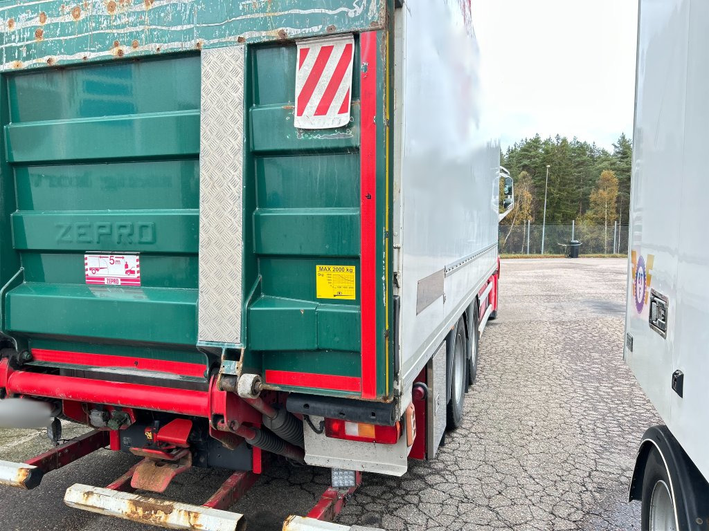 Skåpbil Volvo FH bussbyggskåp med kylaggregat - Camion frigider: Foto 4 Skåpbil Volvo FH bussbyggskåp med kylaggregat - Camion frigider: Foto 4