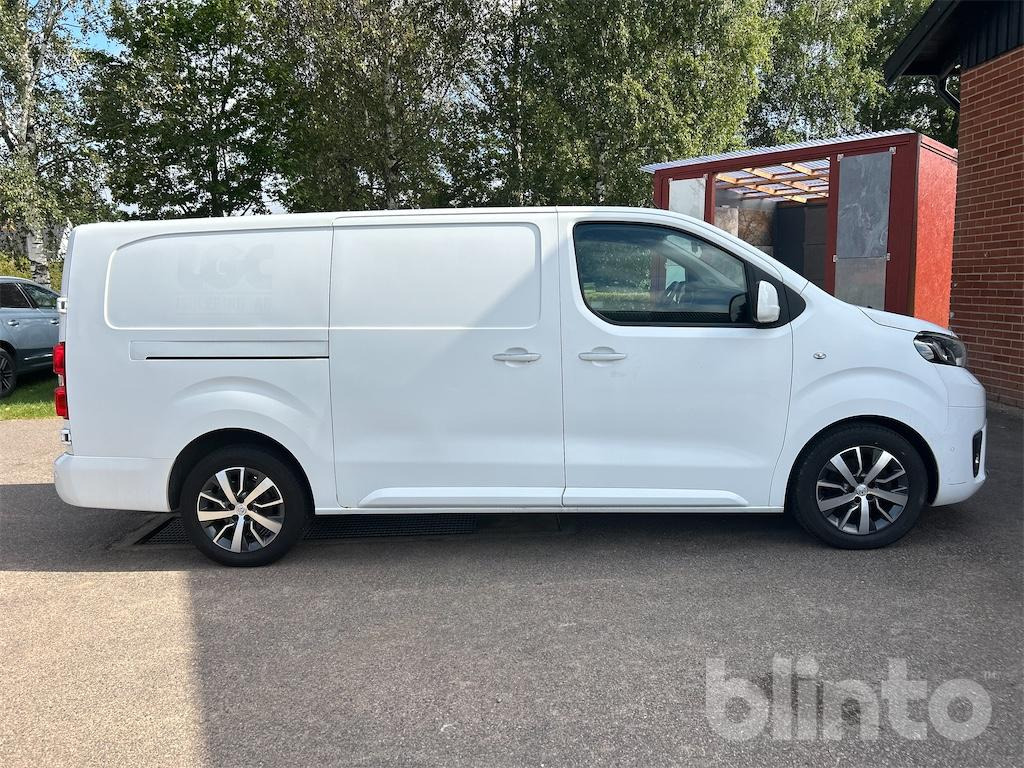 Toyota Proace D-4D Lång - Autoutilitară compactă: Foto 5 Toyota Proace D-4D Lång - Autoutilitară compactă: Foto 5