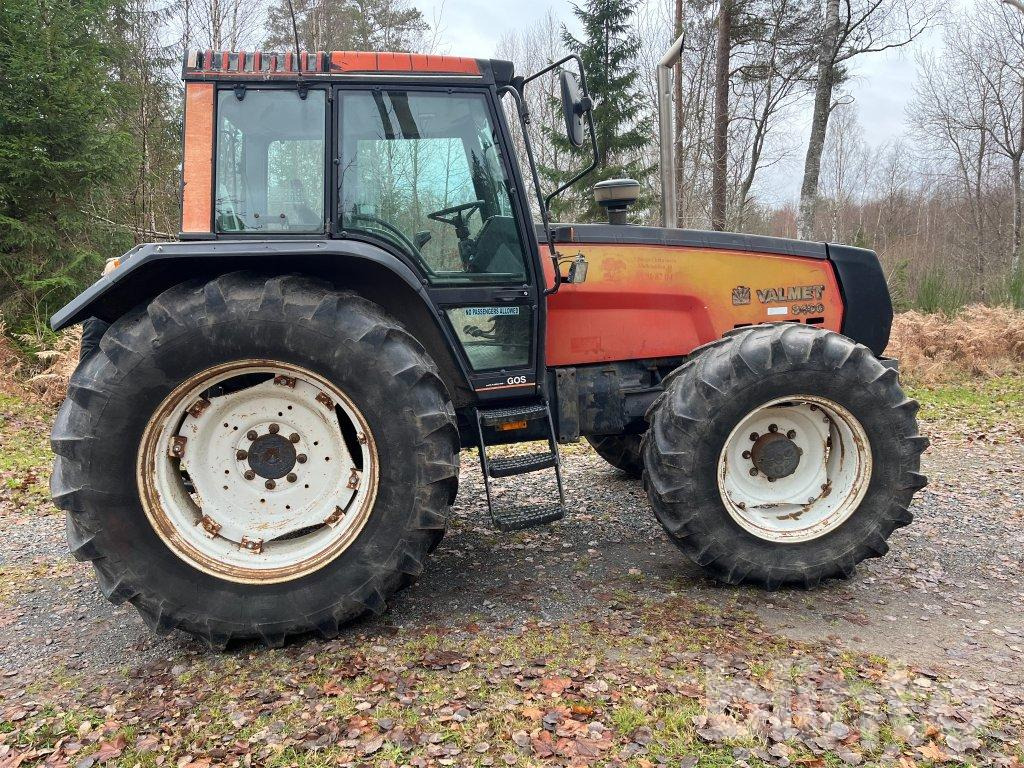 VALMET 8400-4 - Tractor agricol: Foto 4 VALMET 8400-4 - Tractor agricol: Foto 4