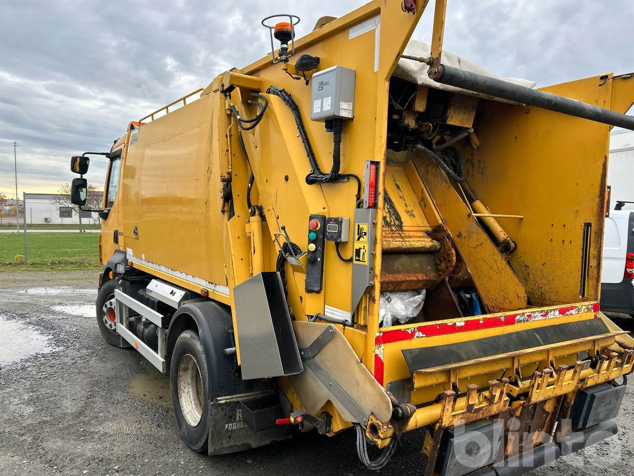 VOLVO FL 4X2 - Autogunoiere: Foto 5 VOLVO FL 4X2 - Autogunoiere: Foto 5