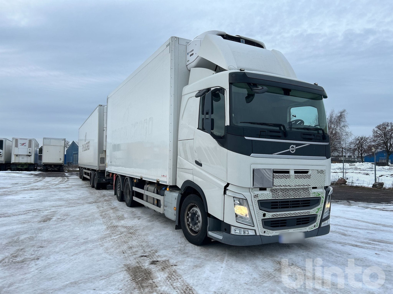 VOLVO - Camion frigider: Foto 3 VOLVO - Camion frigider: Foto 3