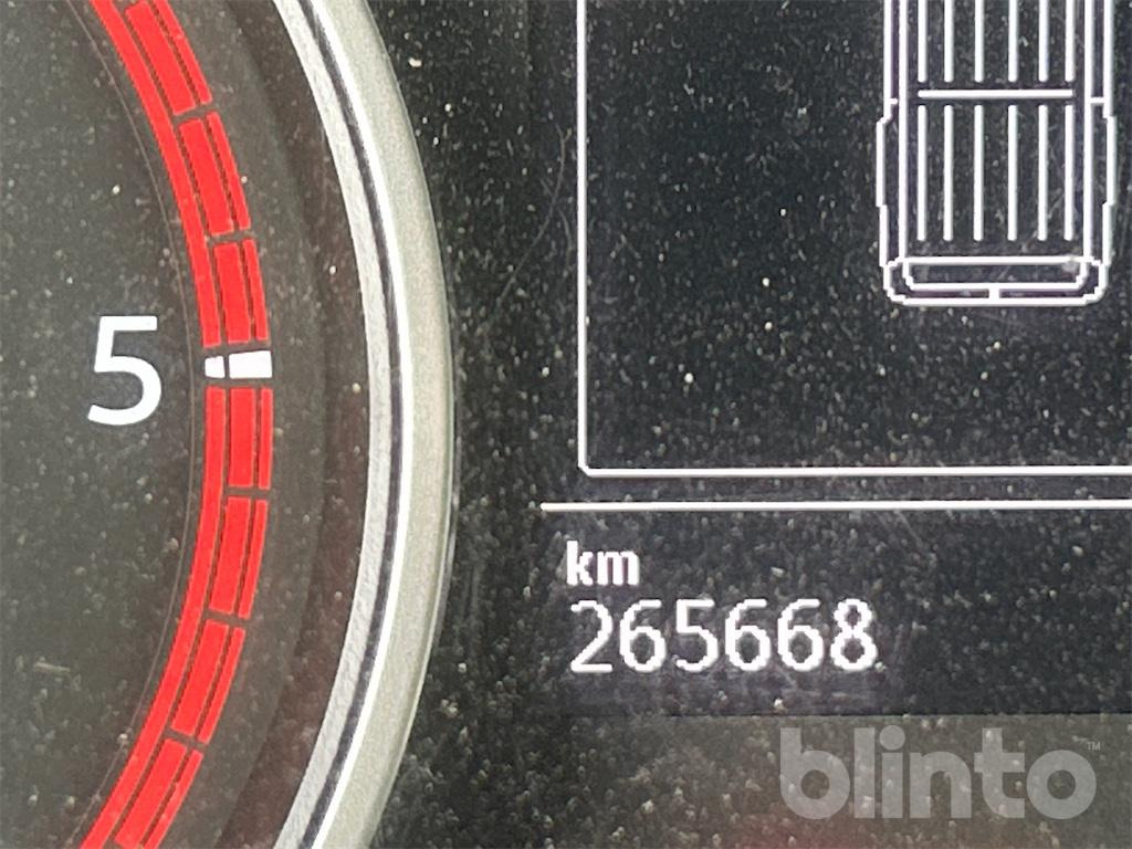 Volkswagen CRAFTER 2.0 TDI (2019) - Dubă: Foto 5 Volkswagen CRAFTER 2.0 TDI (2019) - Dubă: Foto 5