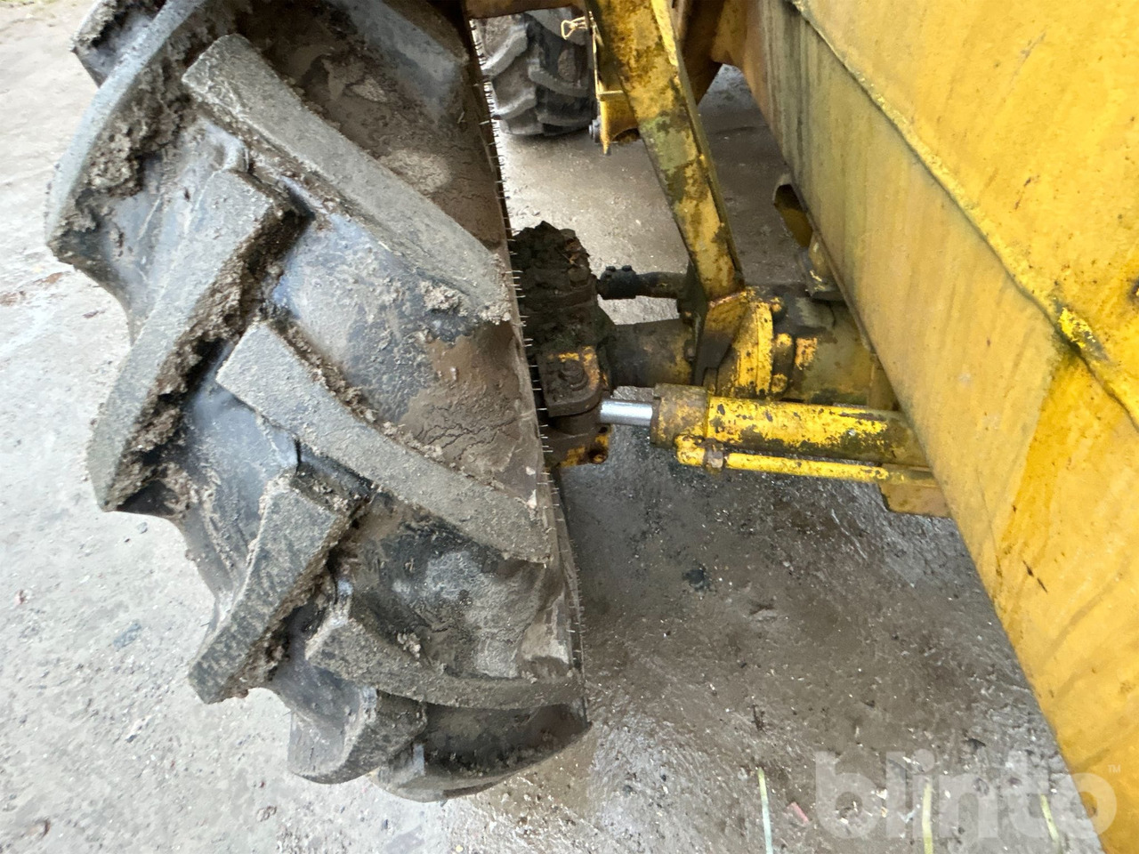 Încărcător frontal pe pneuri Volvo BM LM641: Foto 36 Încărcător frontal pe pneuri Volvo BM LM641: Foto 36