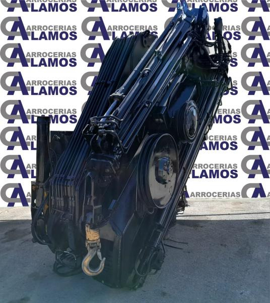 HIAB GRUA HIAB 400 E6 + JIB 90X3 - Macara montată: Foto 1 HIAB GRUA HIAB 400 E6 + JIB 90X3 - Macara montată: Foto 1