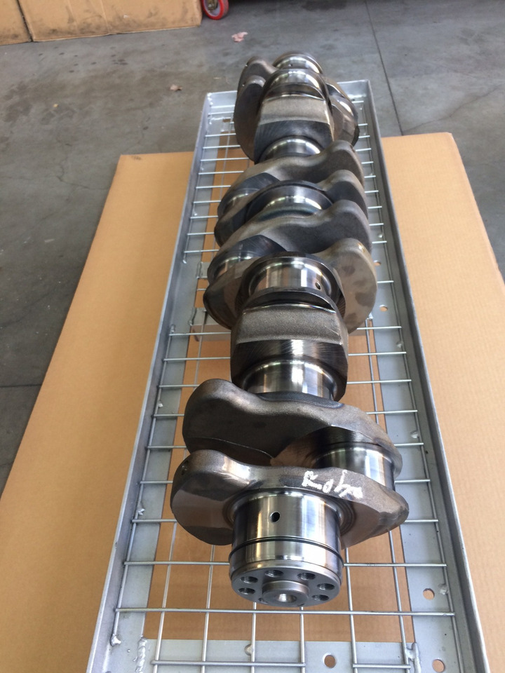 ALBERO MOTORE MAN D2876 / E2876 - MAN 51021006018 - Arbore cotit: Foto 2 ALBERO MOTORE MAN D2876 / E2876 - MAN 51021006018 - Arbore cotit: Foto 2