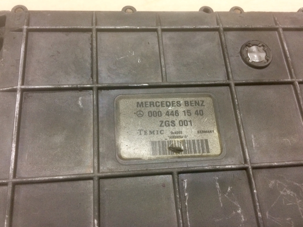 CENTRALINA MOTORE MERCEDES OM906HLA.II/2 - VAR. 906.930 - Rif. A9064464040 - Calculator de bord: Foto 4 CENTRALINA MOTORE MERCEDES OM906HLA.II/2 - VAR. 906.930 - Rif. A9064464040 - Calculator de bord: Foto 4