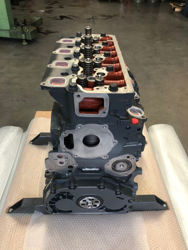 LONGBLOCK MERCEDES OM924LA / MERCEDES OM924 LA - Blocul cilindrilor: Foto 2 LONGBLOCK MERCEDES OM924LA / MERCEDES OM924 LA - Blocul cilindrilor: Foto 2