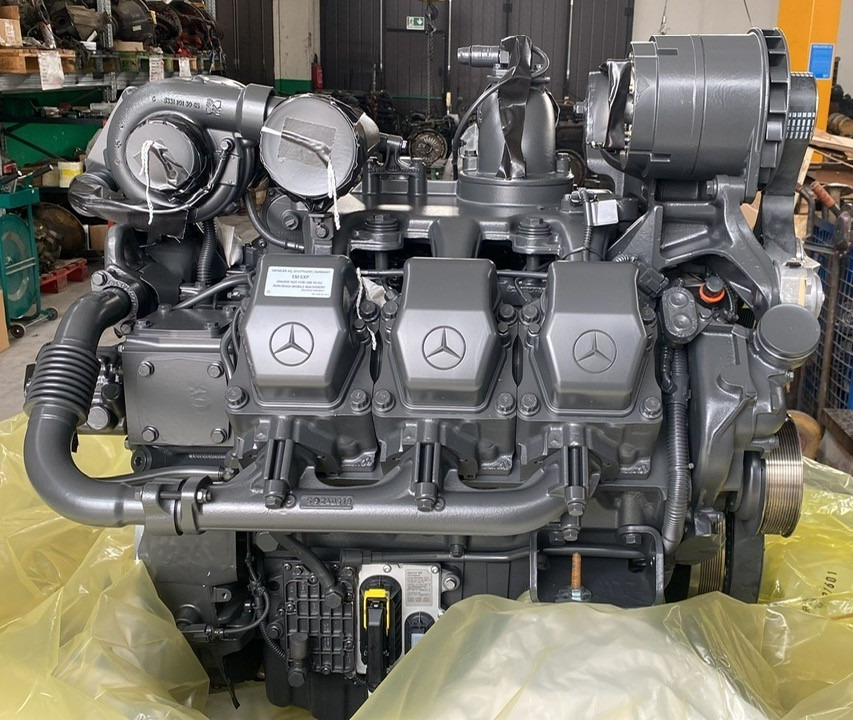 Motore Mercedes OM501LA.E3A/1 - Variante 941.991 - Motor pentru Camion: Foto 1 Motore Mercedes OM501LA.E3A/1 - Variante 941.991 - Motor pentru Camion: Foto 1